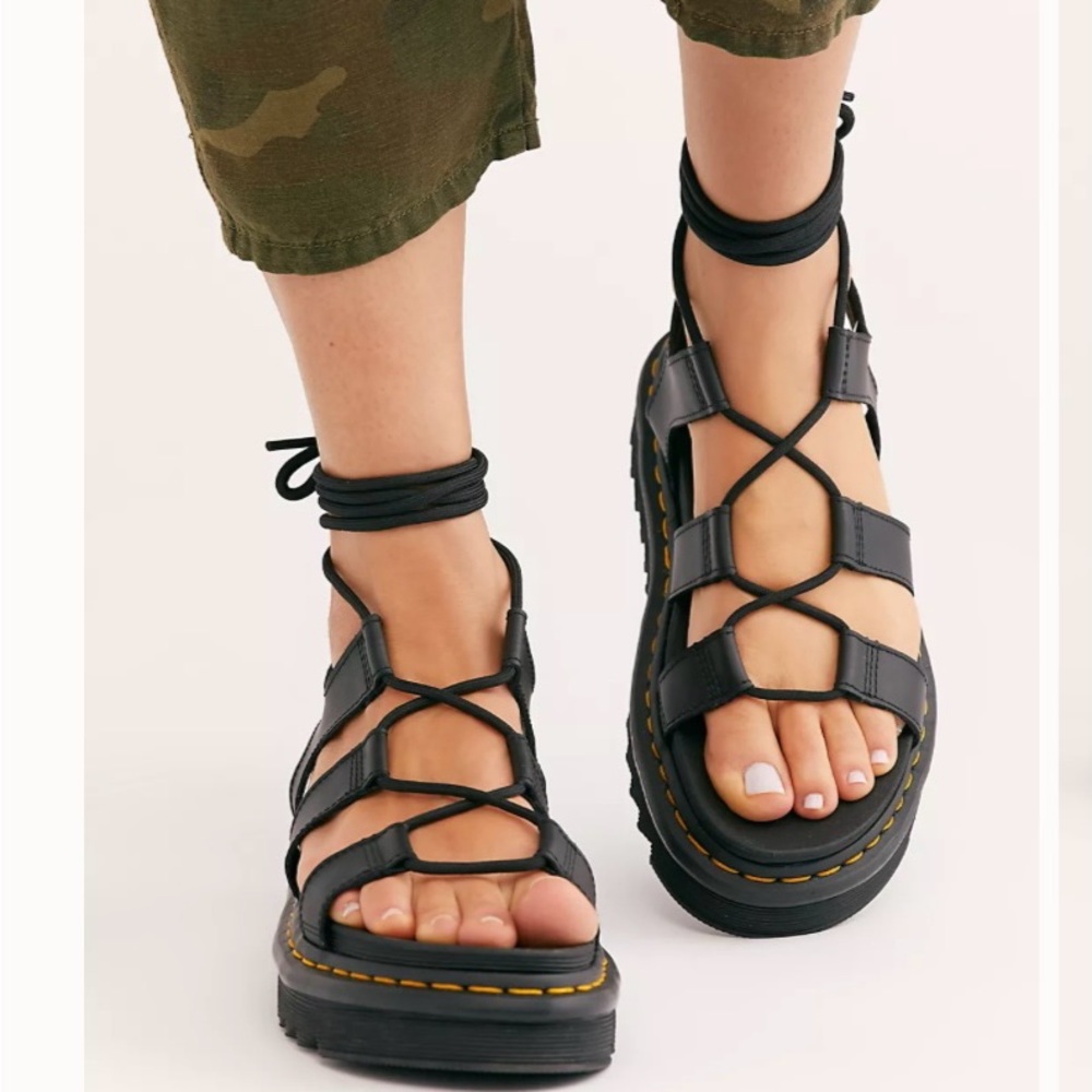 Dr. Martens Nartilla sandals